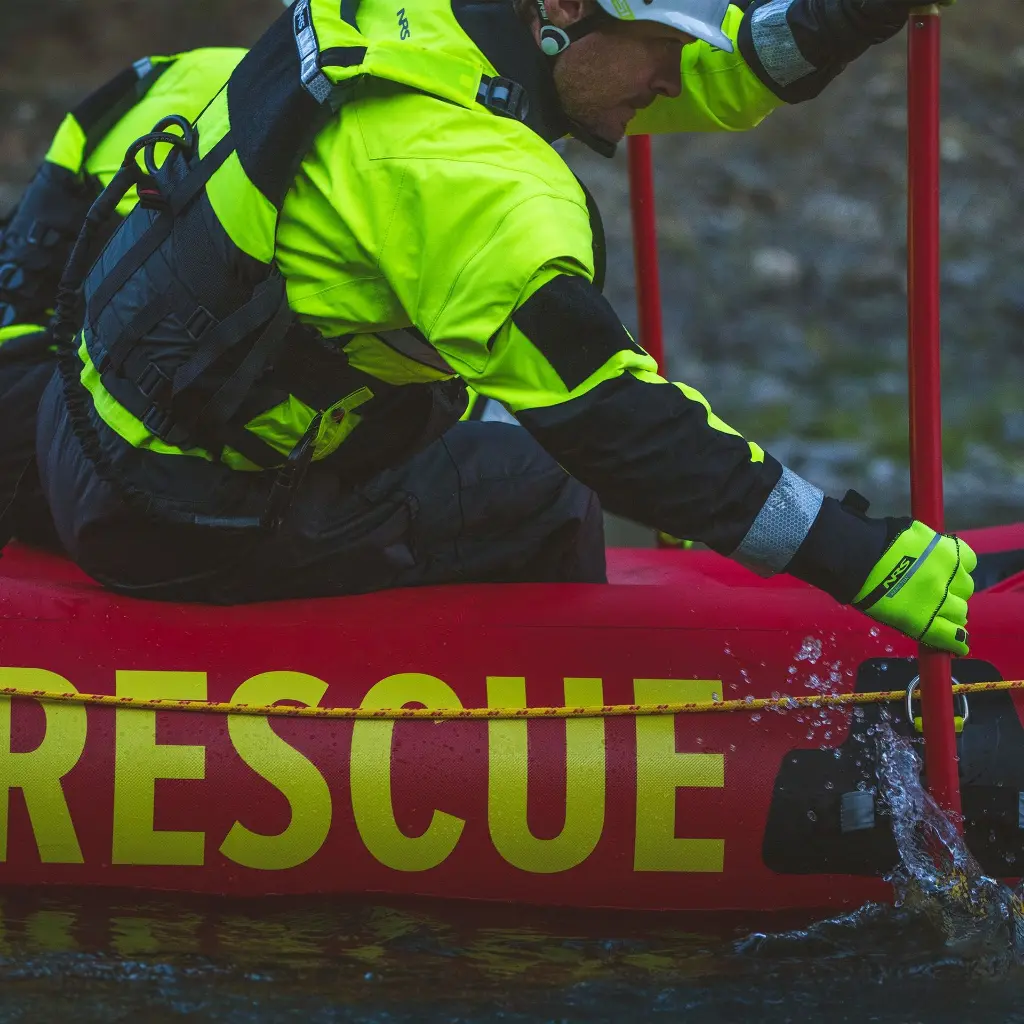 BHerndon_Riggins_Rescue_20221018_389_RGB_Crop_2000x2000.webp